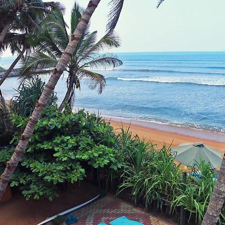 Oyo 246 Roy Villa Beach Hotel Kalutara Buitenkant foto